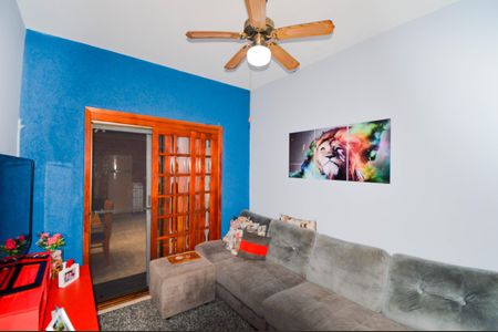 Casa à venda com 220m², 3 quartos e 2 vagasQuarto 3