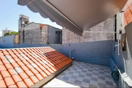 Casa à venda com 220m², 3 quartos e 2 vagasTerraço