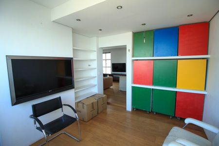 Apartamento para alugar com 120m², 2 quartos e 2 vagasEscritório