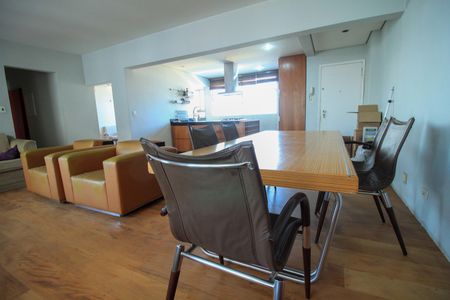 Apartamento para alugar com 120m², 2 quartos e 2 vagasSala de Jantar
