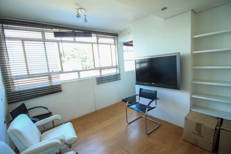 Apartamento para alugar com 120m², 2 quartos e 2 vagasEscritório