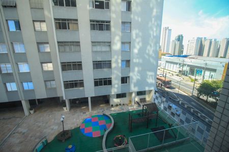 Apartamento para alugar com 120m², 2 quartos e 2 vagasVista Sala