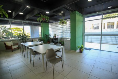 Apartamento para alugar com 120m², 2 quartos e 2 vagasÁrea comum