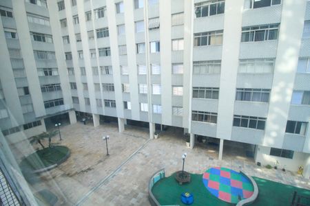 Apartamento para alugar com 120m², 2 quartos e 2 vagasVista Sala