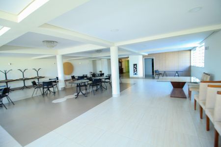 Apartamento para alugar com 120m², 2 quartos e 2 vagasÁrea comum