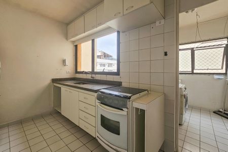 Apartamento para alugar com 90m², 2 quartos e 2 vagasCozinha