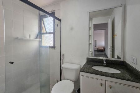 Apartamento para alugar com 90m², 2 quartos e 2 vagasBanheiro da suíte