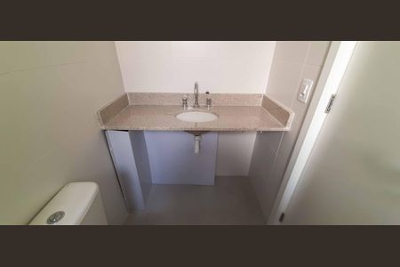 Apartamento à venda com 64m², 2 quartos e 1 vagaBanheiro da Suíte 2