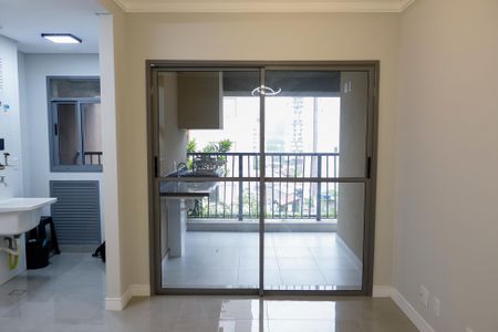 Apartamento à venda com 64m², 2 quartos e 1 vaga Apartamento à venda com 64m², 2 quartos e 1 vagaSala/Cozinha
