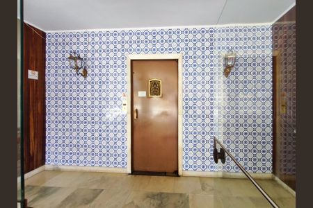 Apartamento à venda com 120m², 3 quartos e 1 vagaFachada e portaria