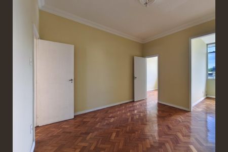 Apartamento à venda com 120m², 3 quartos e 1 vagaQuarto 2