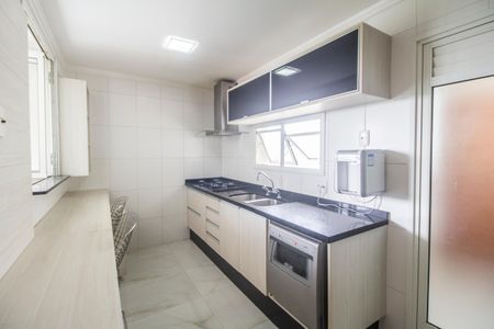Apartamento para alugar com 122m², 3 quartos e 2 vagasCozinha