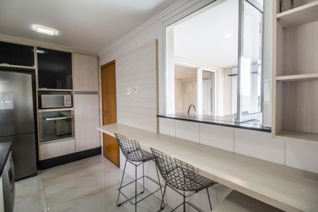 Apartamento para alugar com 122m², 3 quartos e 2 vagasCozinha