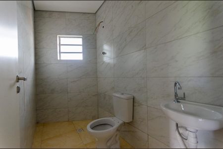 Apartamento para alugar com 40m², 2 quartos e sem vagaBanheiro