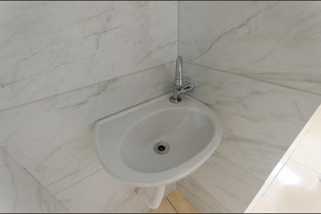 Apartamento para alugar com 40m², 2 quartos e sem vagaBanheiro