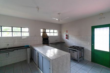 Apartamento para alugar com 70m², 3 quartos e 1 vagaÁrea comum - Salão de festas