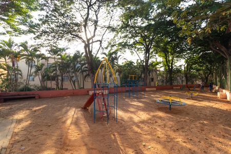 Apartamento para alugar com 70m², 3 quartos e 1 vagaÁrea comum - Playground