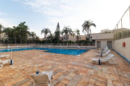 Apartamento para alugar com 70m², 3 quartos e 1 vagaÁrea comum - Piscina