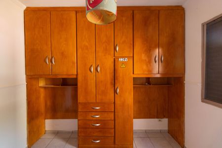 Apartamento para alugar com 70m², 3 quartos e 1 vagaQuarto 01