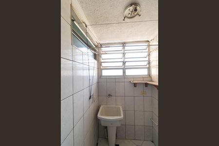 Apartamento para alugar com 70m², 3 quartos e 1 vagaÁrea de Serviço