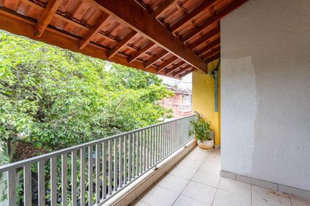 Casa à venda com 330m², 5 quartos e 3 vagasVaranda da suíte