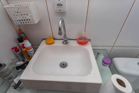 Casa à venda com 330m², 5 quartos e 3 vagasBanheiro social