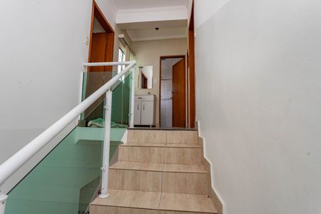 Casa à venda com 330m², 5 quartos e 3 vagasEscada