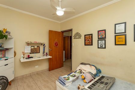 Casa à venda com 330m², 5 quartos e 3 vagasQuarto 2