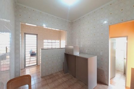 Casa à venda com 90m², 3 quartos e 2 vagasCopa