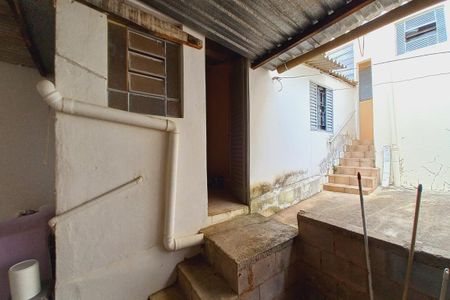 Casa à venda com 90m², 3 quartos e 2 vagasFrente do Quarto de Serviço