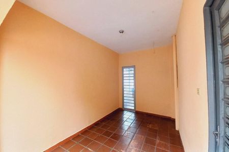 Casa à venda com 90m², 3 quartos e 2 vagasGaragem