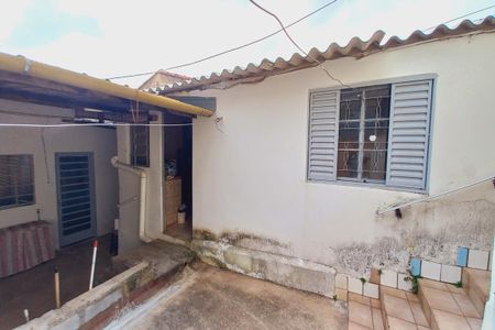 Casa à venda com 90m², 3 quartos e 2 vagasFrente do Quarto de Serviço