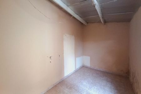 Casa à venda com 90m², 3 quartos e 2 vagasQuarto de Serviço