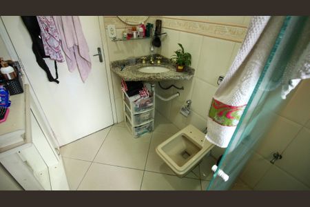 Casa à venda com 300m², 5 quartos e 2 vagas Casa à venda com 300m², 5 quartos e 2 vagasBanheiro (casa 3)