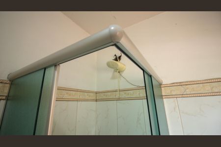 Casa à venda com 300m², 5 quartos e 2 vagas Casa à venda com 300m², 5 quartos e 2 vagasBanheiro da Suíte 2