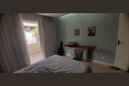 Casa à venda com 273m², 4 quartos e 5 vagas Casa à venda com 273m², 4 quartos e 5 vagasQuarto 1