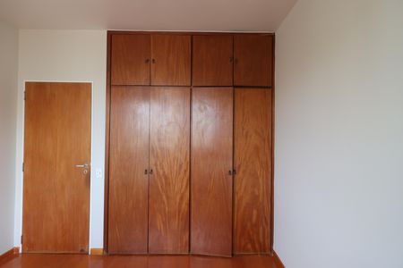 Apartamento para alugar com 80m², 2 quartos e 1 vagaQuarto 1