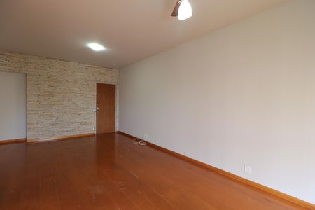 Apartamento para alugar com 80m², 2 quartos e 1 vagaSala