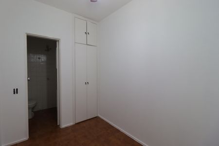 Apartamento para alugar com 80m², 2 quartos e 1 vagaQuarto de Serviço