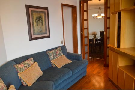 Apartamento à venda com 180m², 3 quartos e 2 vagasSala