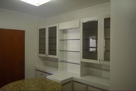 Apartamento à venda com 180m², 3 quartos e 2 vagasCozinha