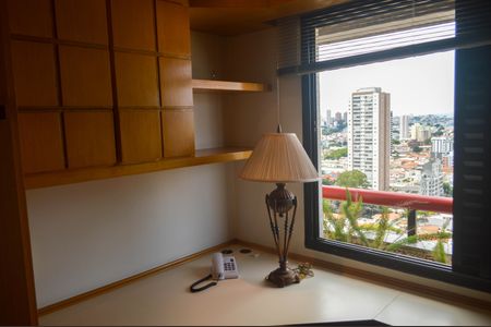 Apartamento à venda com 180m², 3 quartos e 2 vagasSuíte 1