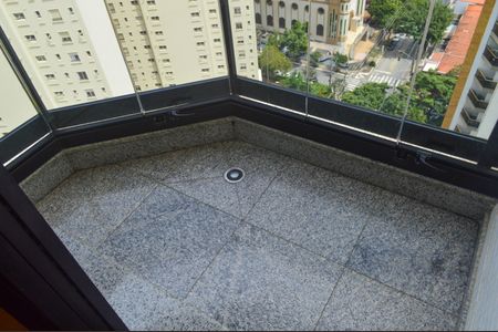Apartamento à venda com 180m², 3 quartos e 2 vagasSacada Suíte 2