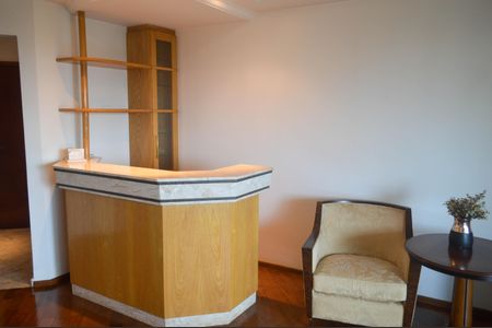 Apartamento à venda com 180m², 3 quartos e 2 vagasSala