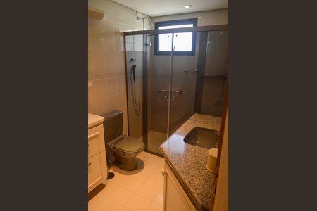 Apartamento à venda com 180m², 3 quartos e 2 vagasBanheiro Suite 2
