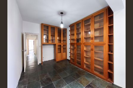 Apartamento à venda com 250m², 4 quartos e 1 vagaQuarto 2