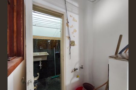 Apartamento à venda com 250m², 4 quartos e 1 vagaÁrea de Serviço