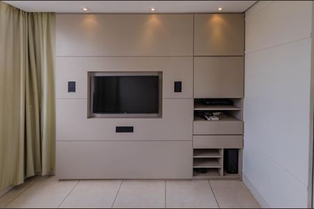 Apartamento à venda com 161m², 3 quartos e 2 vagasSala 2