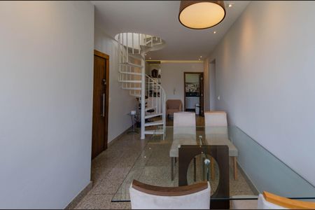 Apartamento à venda com 161m², 3 quartos e 2 vagasSala