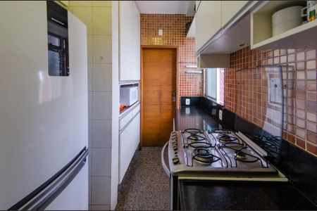 Apartamento à venda com 161m², 3 quartos e 2 vagasCozinha